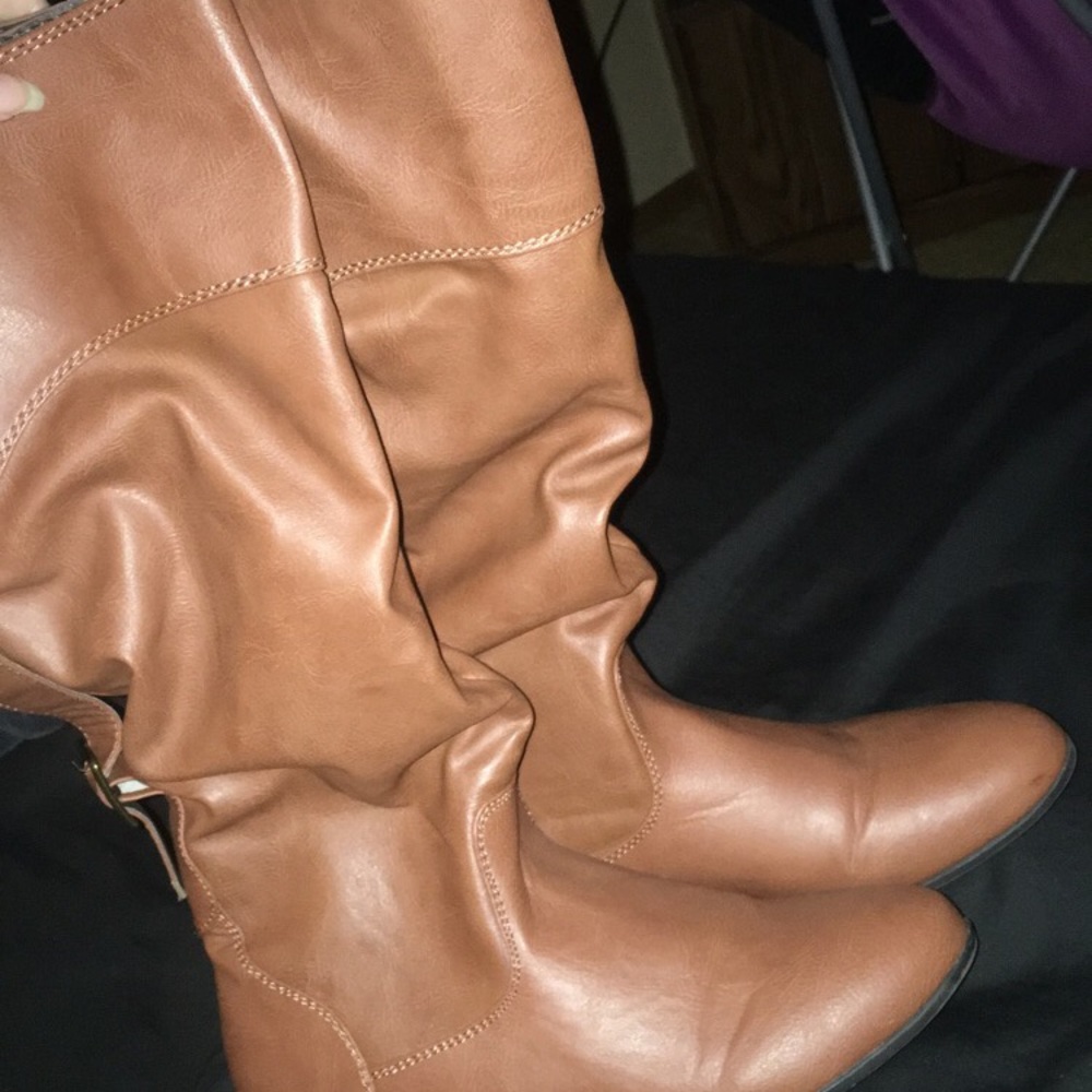 Brown boots